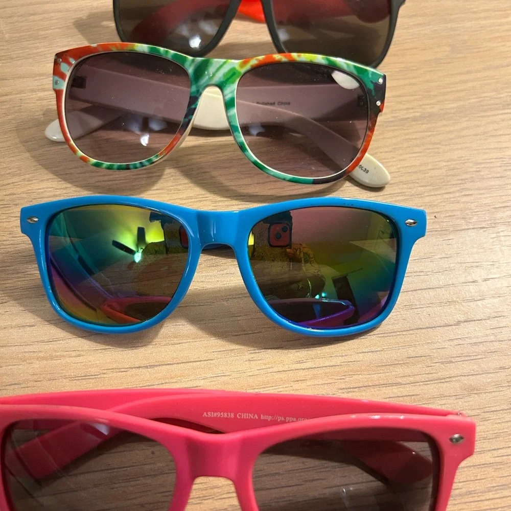 Colorful Sunglasses Set